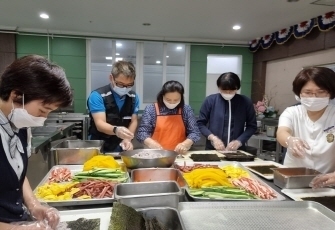 연수가족 '김밥만들기'